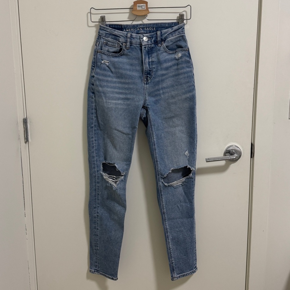 American Eagle Curvy Mom Jeans